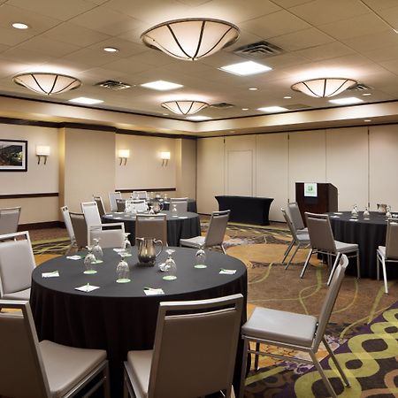 Holiday Inn Clark - Newark By Ihg Eksteriør billede