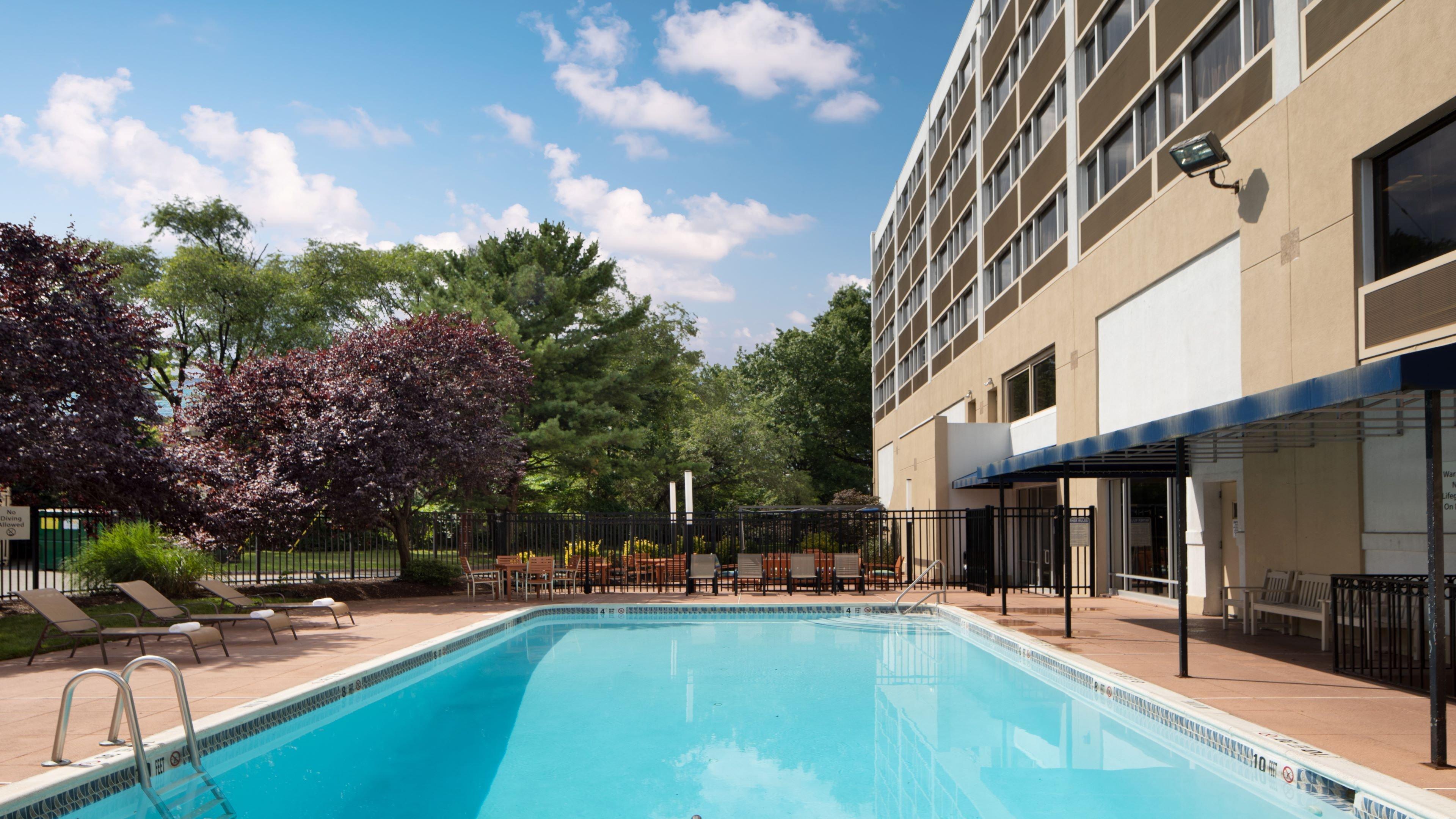 Holiday Inn Clark - Newark By Ihg Eksteriør billede