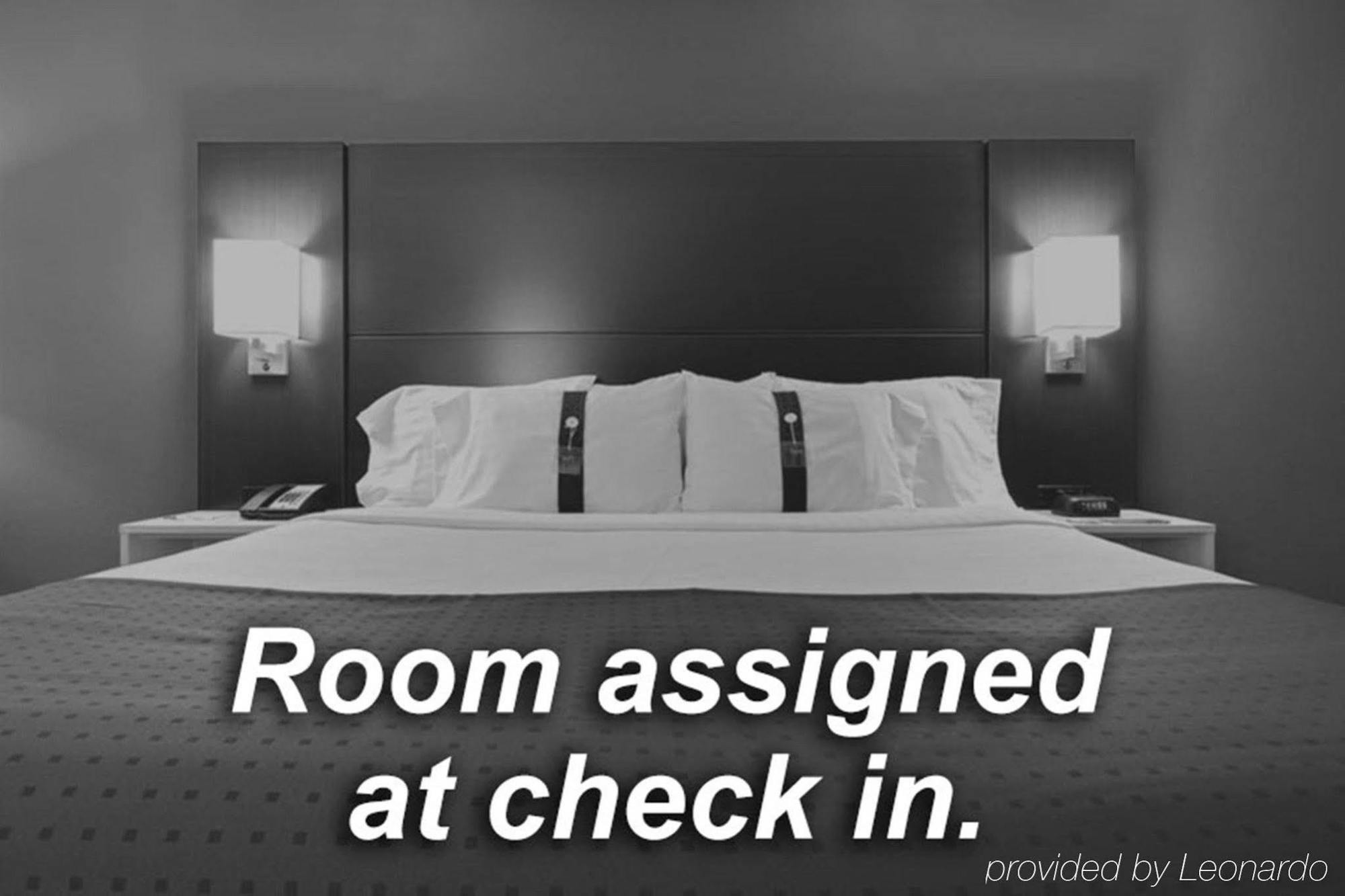 Holiday Inn Clark - Newark By Ihg Eksteriør billede